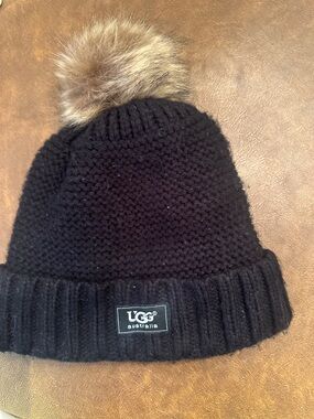 UGG Black Knit Beanie with Faux-Fur Pom